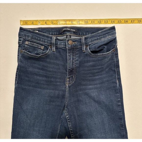 Calvin Klein Distressed Jeans Womens 8 / 29 Blue Denim Mid-Rise Repreve Cowgirl - Picture 10 of 16